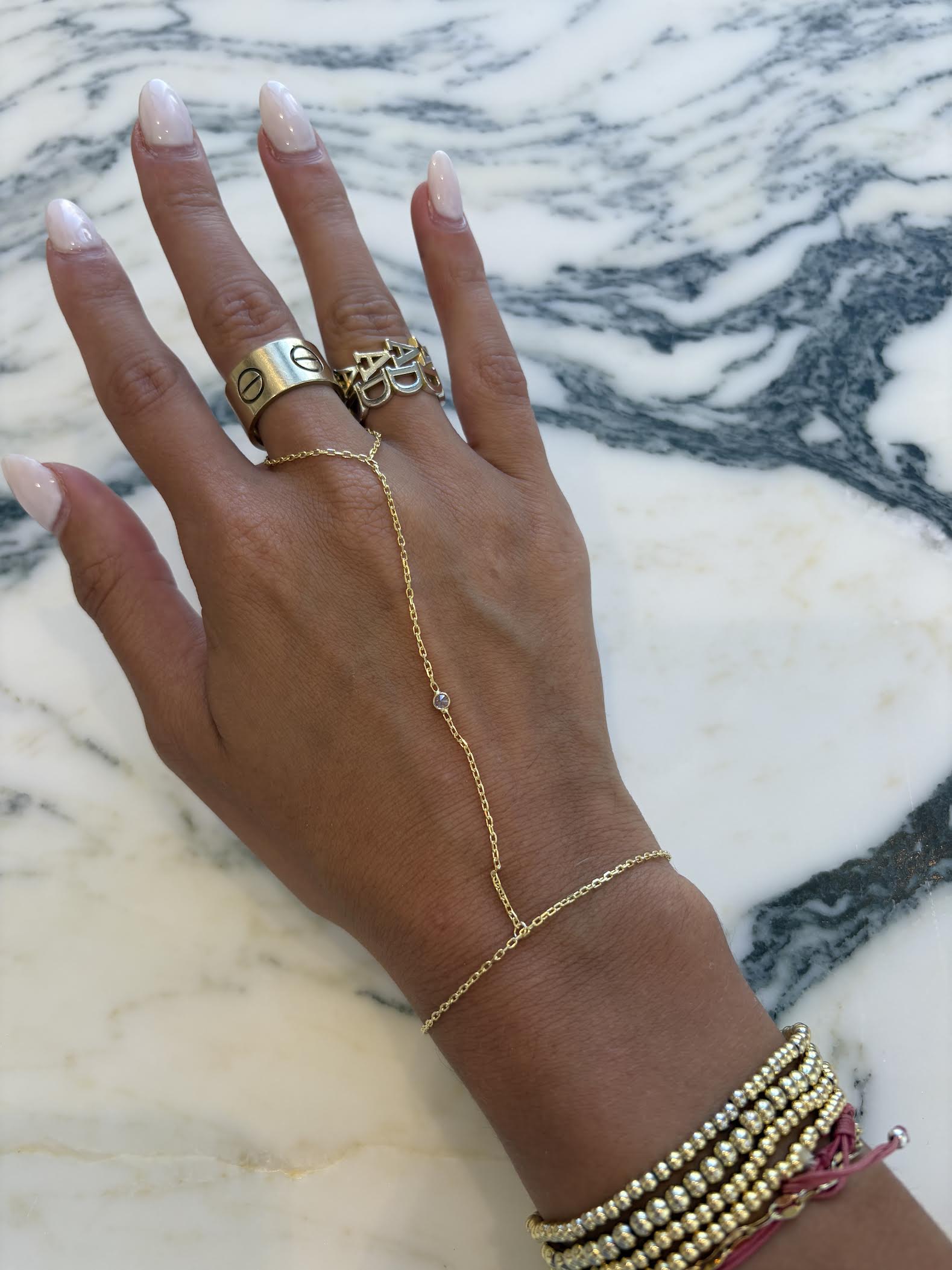 Diamond Handchain