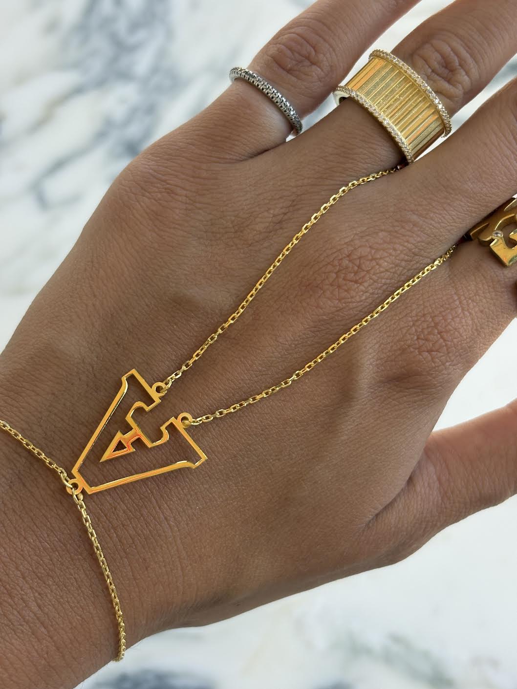 Hollow Initial Block Handchain